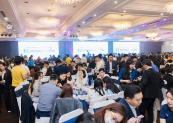 Hàng ngàn khách hàng tham gia sự kiện mở bán The Privia