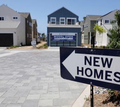 Người Mỹ với thu nhập trung bình đang gặp khó khăn trong việc mua nhà